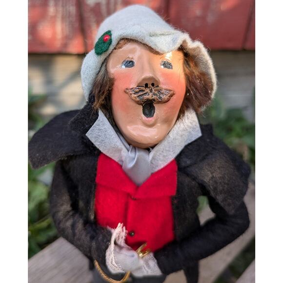 Byers' Choice Caroler 1989 Christmas Man Black Coat Red Vest Brass Pocket Watch - Picture 2 of 8